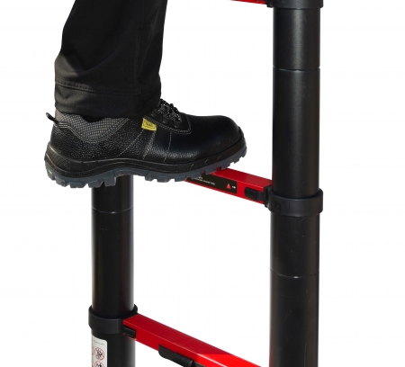 WORKY Лестница телескопическая BLACK 2, 6 м,  9 ступеней,  ARD239078