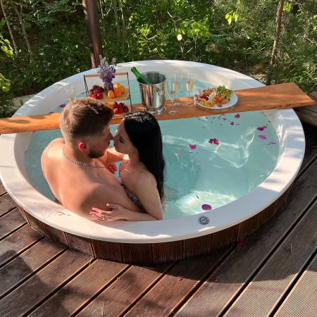 Купель 1700л. на 6-8 чел. с подогревом COMFORT FAMILY 220 HOT 40кВт., Доп. функция Хромотерапия