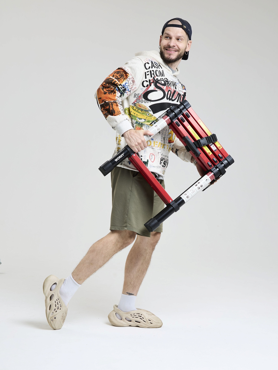 Лестница стремянка телескопическая WORKY BLACK 4+5 ступеней 1,1м+1,4м