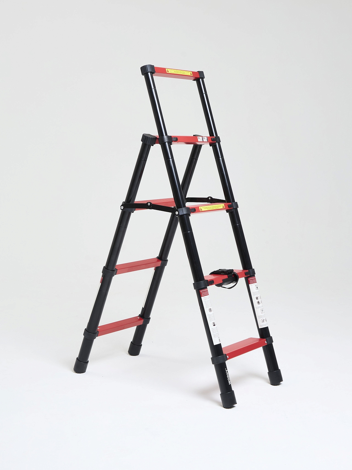 Лестница стремянка телескопическая WORKY BLACK 4+5 ступеней 1,1м+1,4м