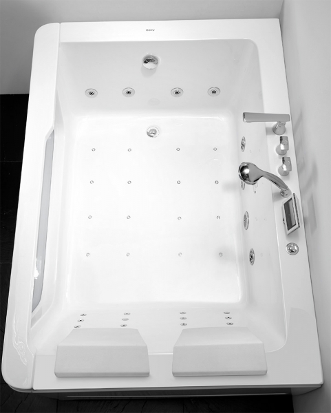 Акриловая ванна Gemy (G9226 K)
