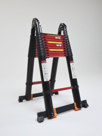 Лестница-стремянка телескопическая WORKY BLACK 4,4м/8,8м, 11+11 ступеней