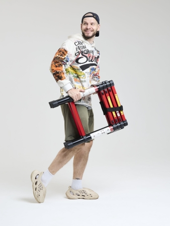 Лестница стремянка телескопическая WORKY BLACK 5+6 ступеней 1,4м+1,7м