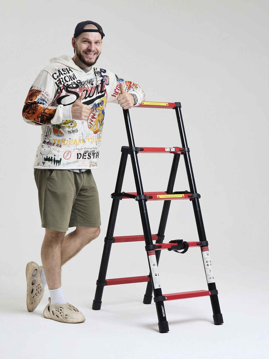 Лестница стремянка телескопическая WORKY BLACK 4+5 ступеней 1,1м+1,4м