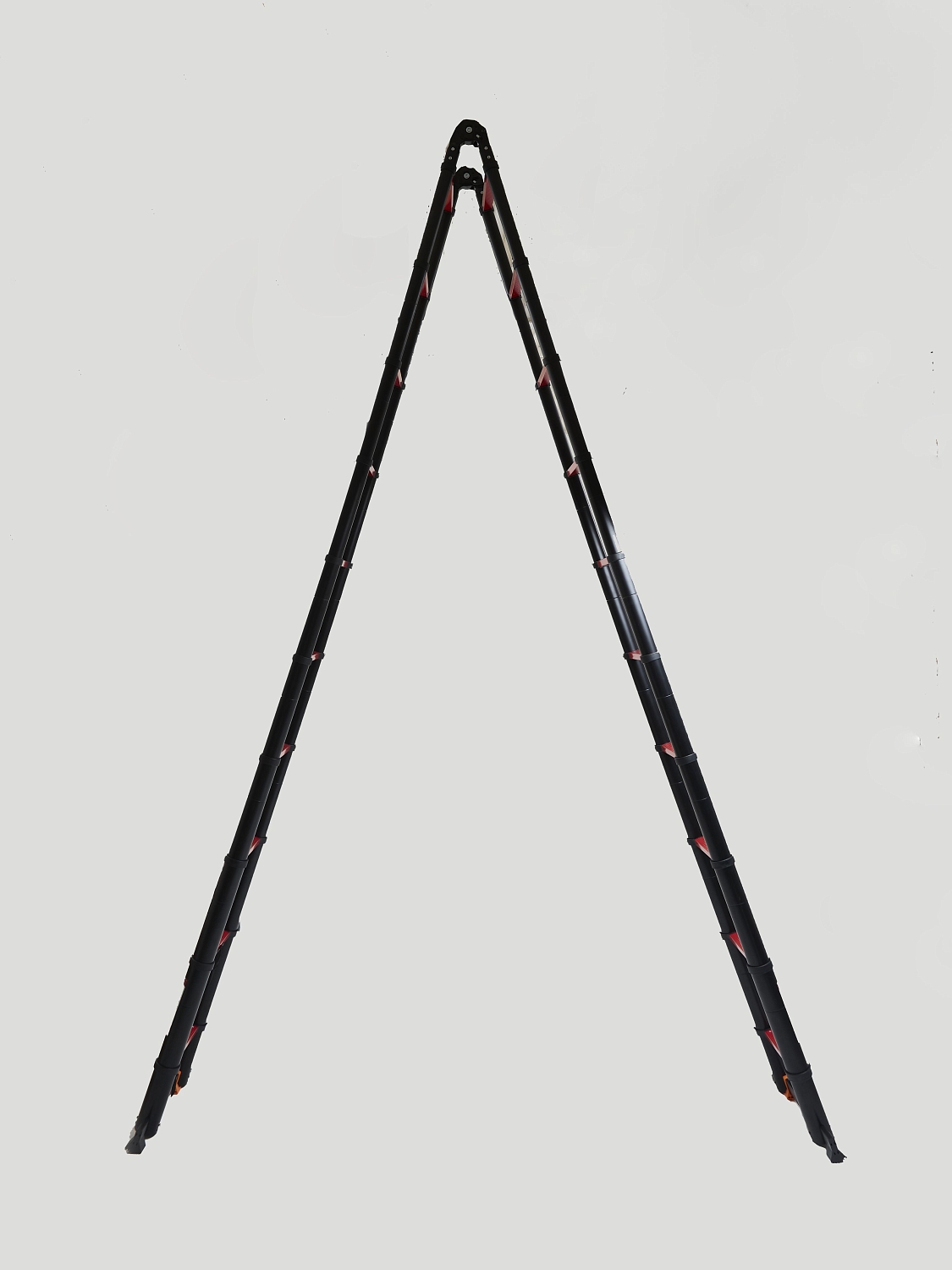 Лестница-стремянка телескопическая WORKY BLACK 4,4м/8,8м, 11+11 ступеней